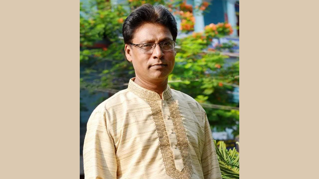 ঝিনাইদহে সড়কে প্রাণ গেল শ্রমিক নেতার