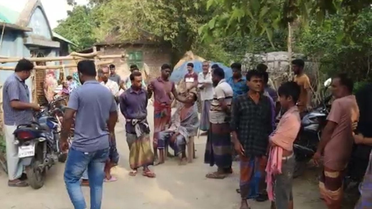 ফ্যা‌নে ধান উড়া‌তে গি‌য়ে বিদ্যুস্পৃষ্টে স্বামী-স্ত্রীর মৃত্যু