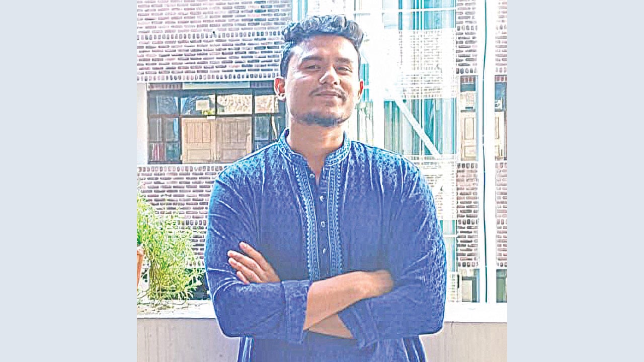 চিকিৎসা আর সংসারের বোঝা সামলাতে চান কর্মসংস্থান