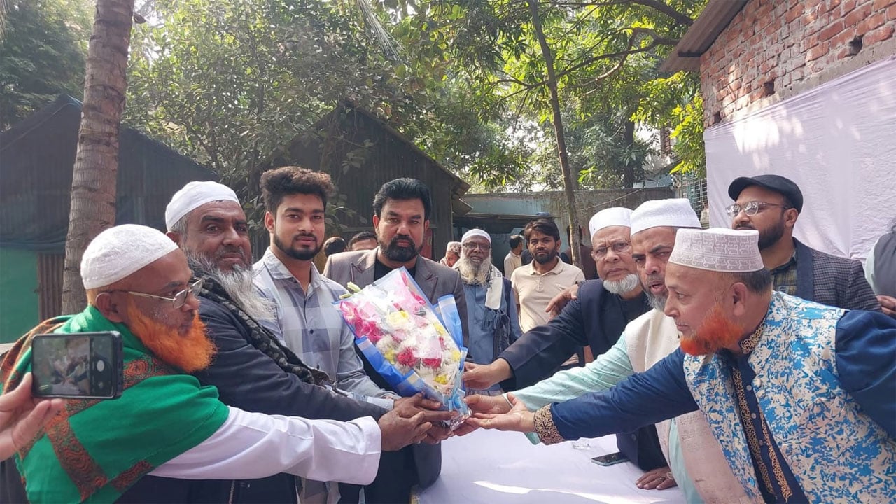 ইসলামী আন্দোলনের ১০ নেতাকর্মীর জামায়াতে যোগদান