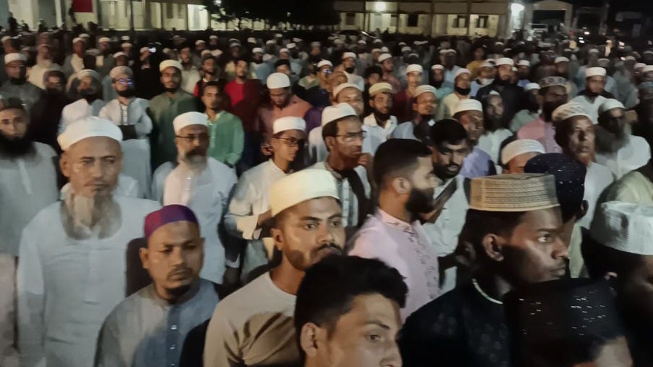 আ জ ম ওবায়েদুল্লাহ'র জানাজা ও দাফন সম্পন্ন