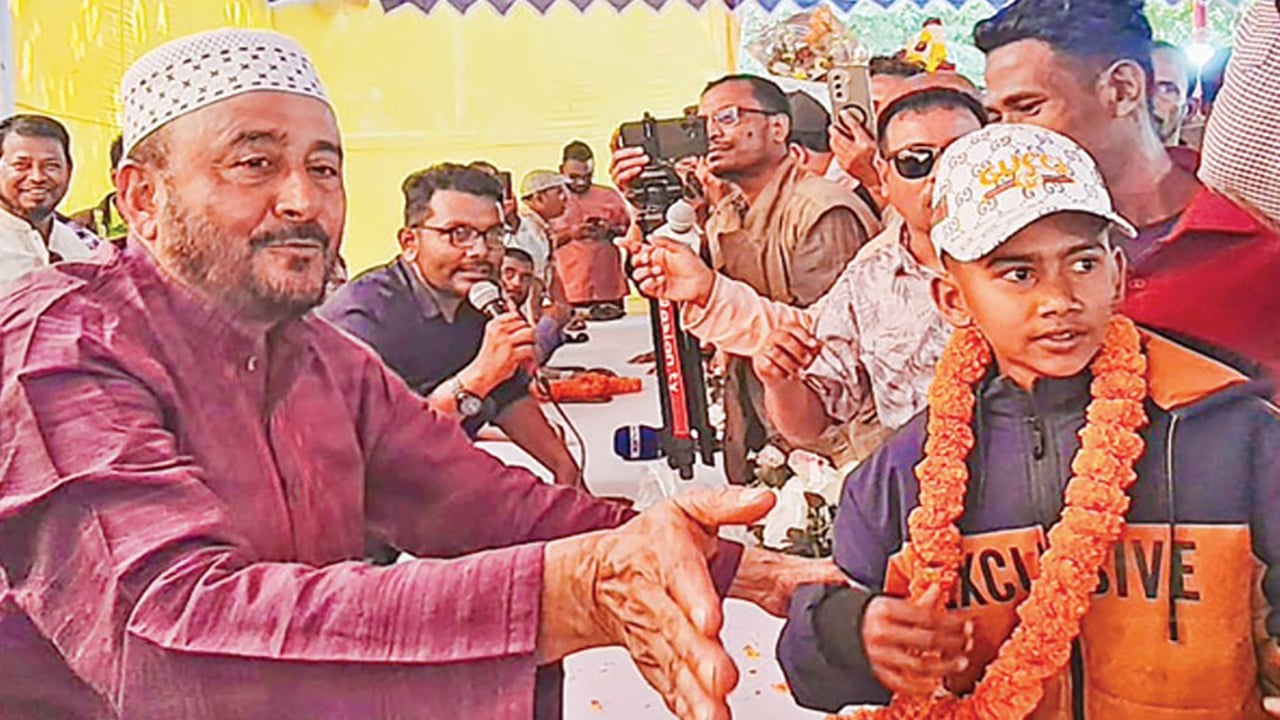 সিলেট-৫ আসনে শিক্ষক থেকে সংসদ সদস্য