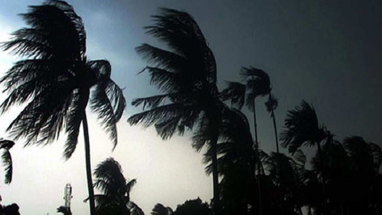 ঢাকাসহ ১৯ জেলায় ৬০ কিমি বেগে ঝড়ের আভাস