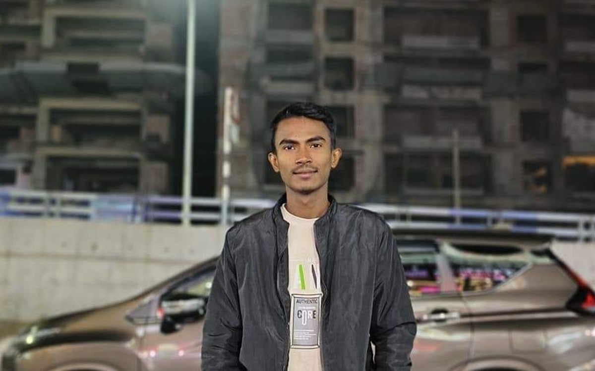 ‘আম্মু তুমি ফিলিস্তিনের মায়েদের মতো মনকে শক্ত করো’