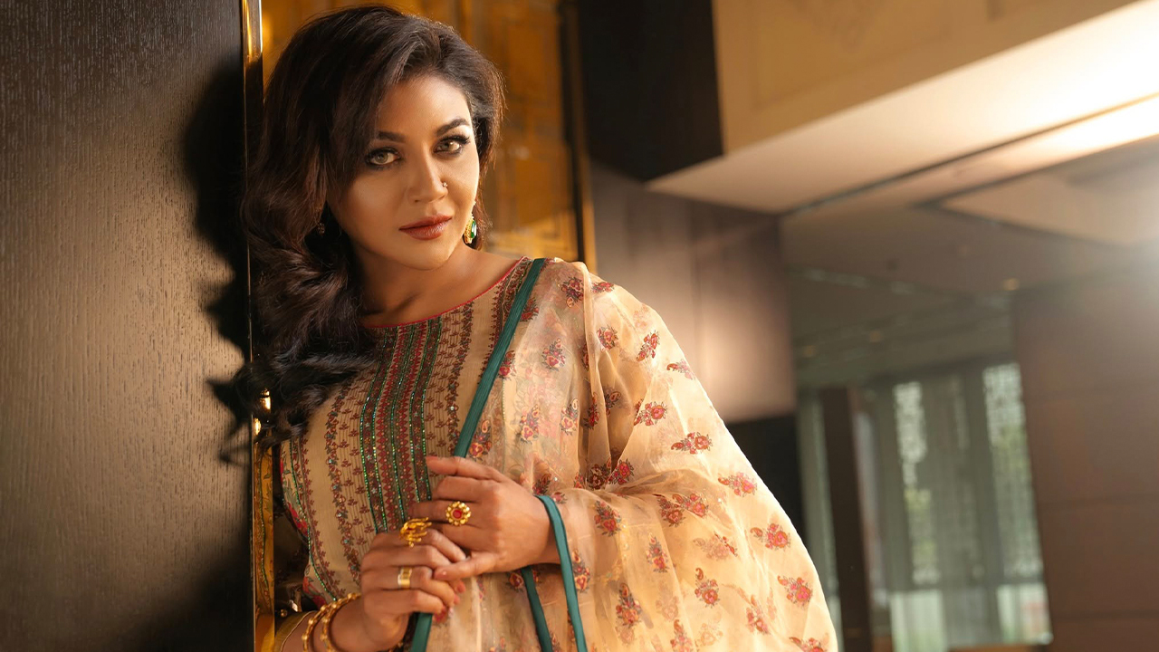 ভিনদেশে জয়া আহসানের জন্মদিন উদ্‌যাপন