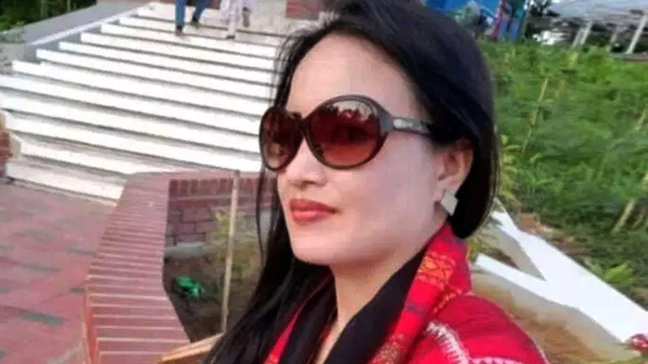 খাগড়াছড়ি জেলা পরিষদের প্রথম নারী চেয়ারম্যানকে স্থায়ীভাবে অপসারণ