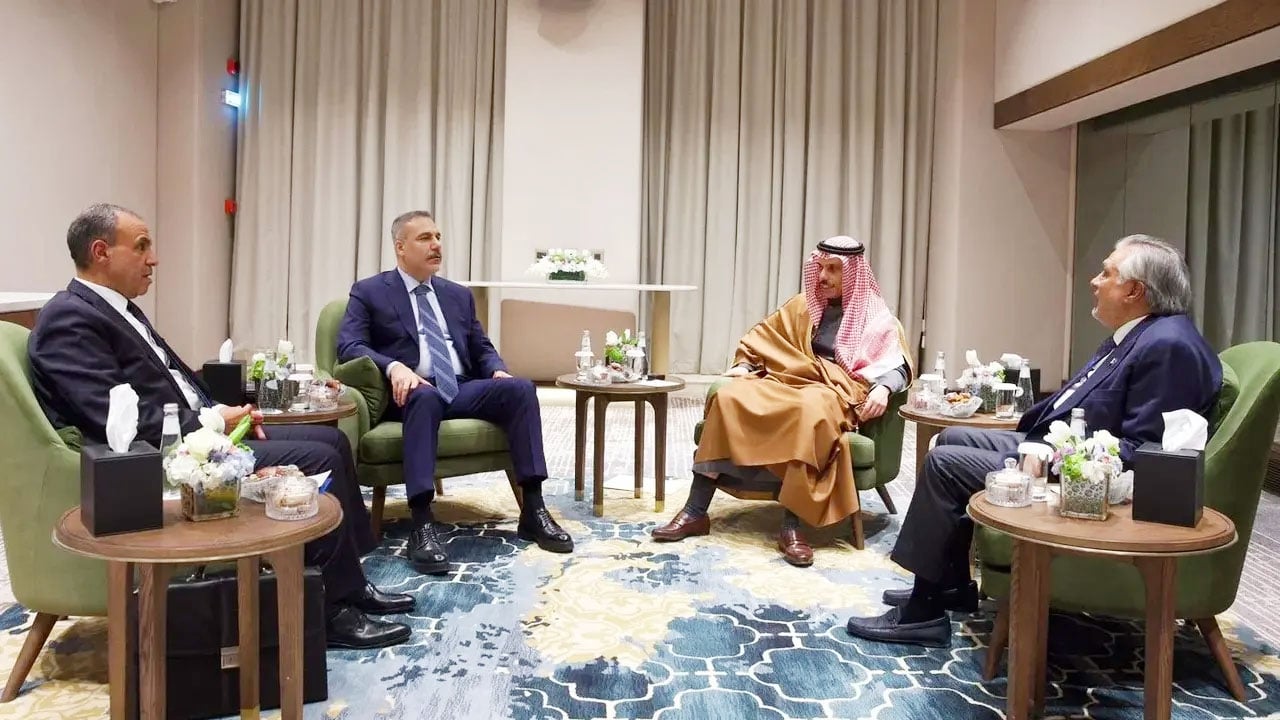 পাকিস্তান সৌদি তুরস্ক মিশর একজোট হচ্ছে