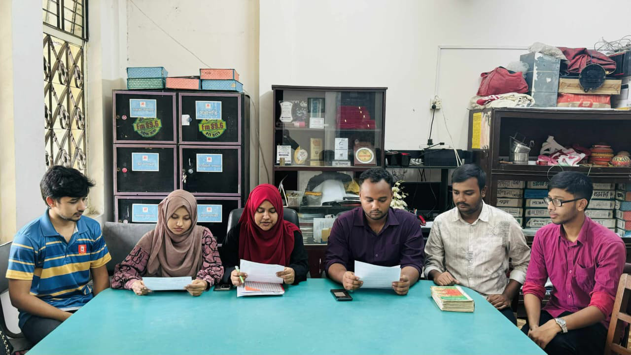 আন্তঃবিশ্ববিদ্যালয় আবৃত্তি প্রতিযোগিতা আয়োজন করছে জবি