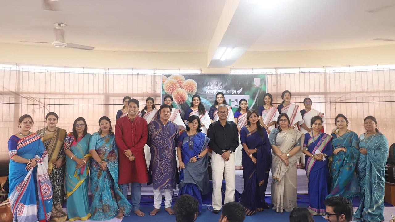 জগন্নাথ বিশ্ববিদ্যালয়ে রবীন্দ্র-নজরুল গানে বর্ষা উদযাপন