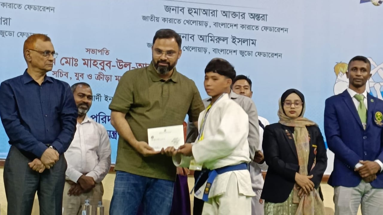 নতুন কুঁড়ি স্পোর্টসে লামার ‘মহামুনি শিশু সদন’র তিন শিক্ষার্থীর পদক অর্জন