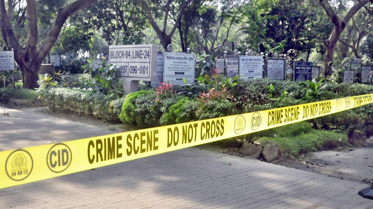 অজ্ঞাত জুলাই শহীদদের লাশ উত্তোলন, কান্না