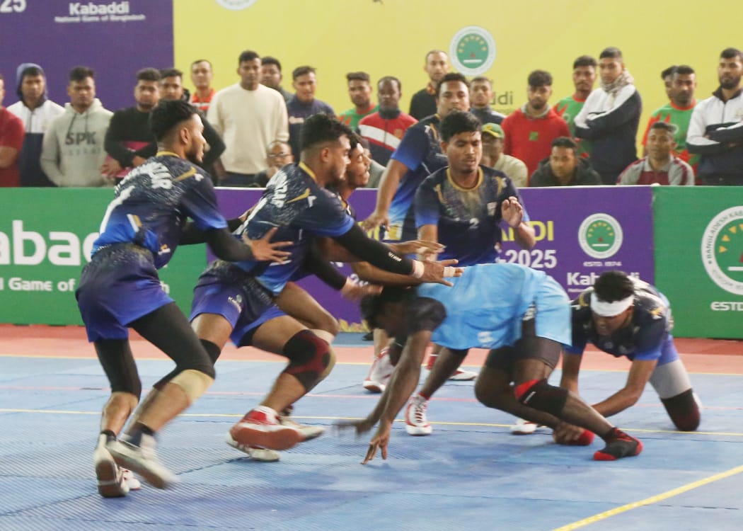 ফাইনালে মৌলভীবাজার-খুলনা ও ব্রাহ্মণবাড়িয়া-রংপুর