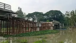 পাঁচ বছরেও শেষ হয়নি কলিমাজানি নদীর সেতু
