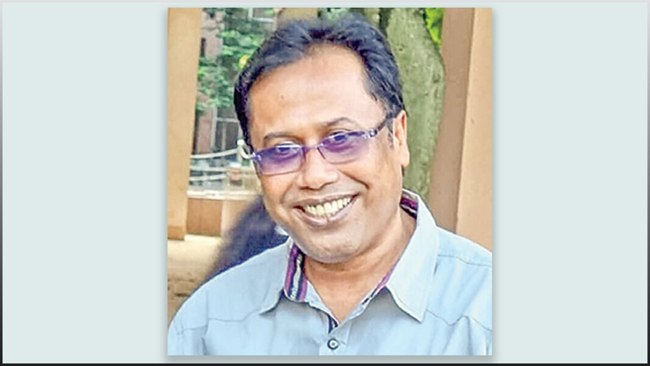 ভুয়া ফরেনসিক রিপোর্ট দেওয়া কামদা প্রসাদের দেশত্যাগের চেষ্টা