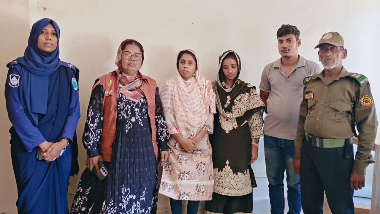 কমলগঞ্জ সীমান্তে নারীসহ ৩ বাংলাদেশি আটক