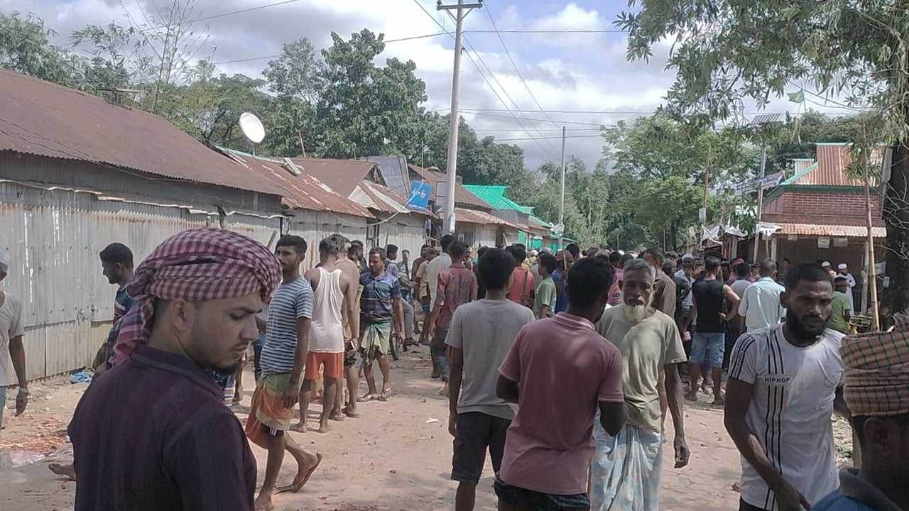 কলমাকান্দায় গোরস্থান নিয়ে দুই পক্ষের রক্তক্ষয়ী সংঘর্ষে আহত ১২০