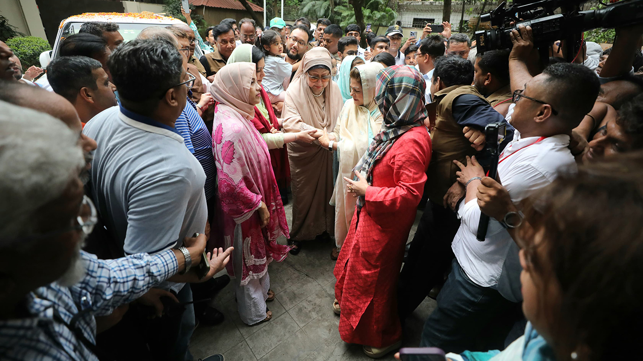 khaleda-13