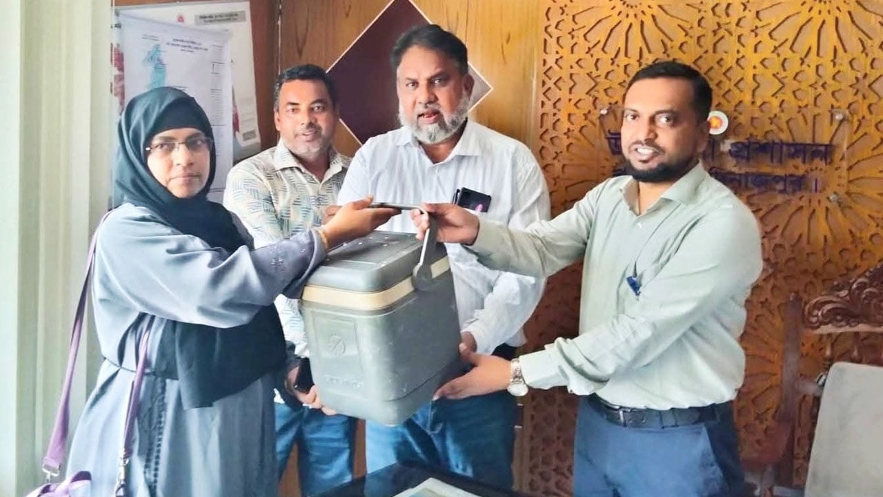 আমার দেশে প্রতিবেদন প্রকাশের পর খানসামায় মিলল জলাতঙ্ক ভ্যাকসিন