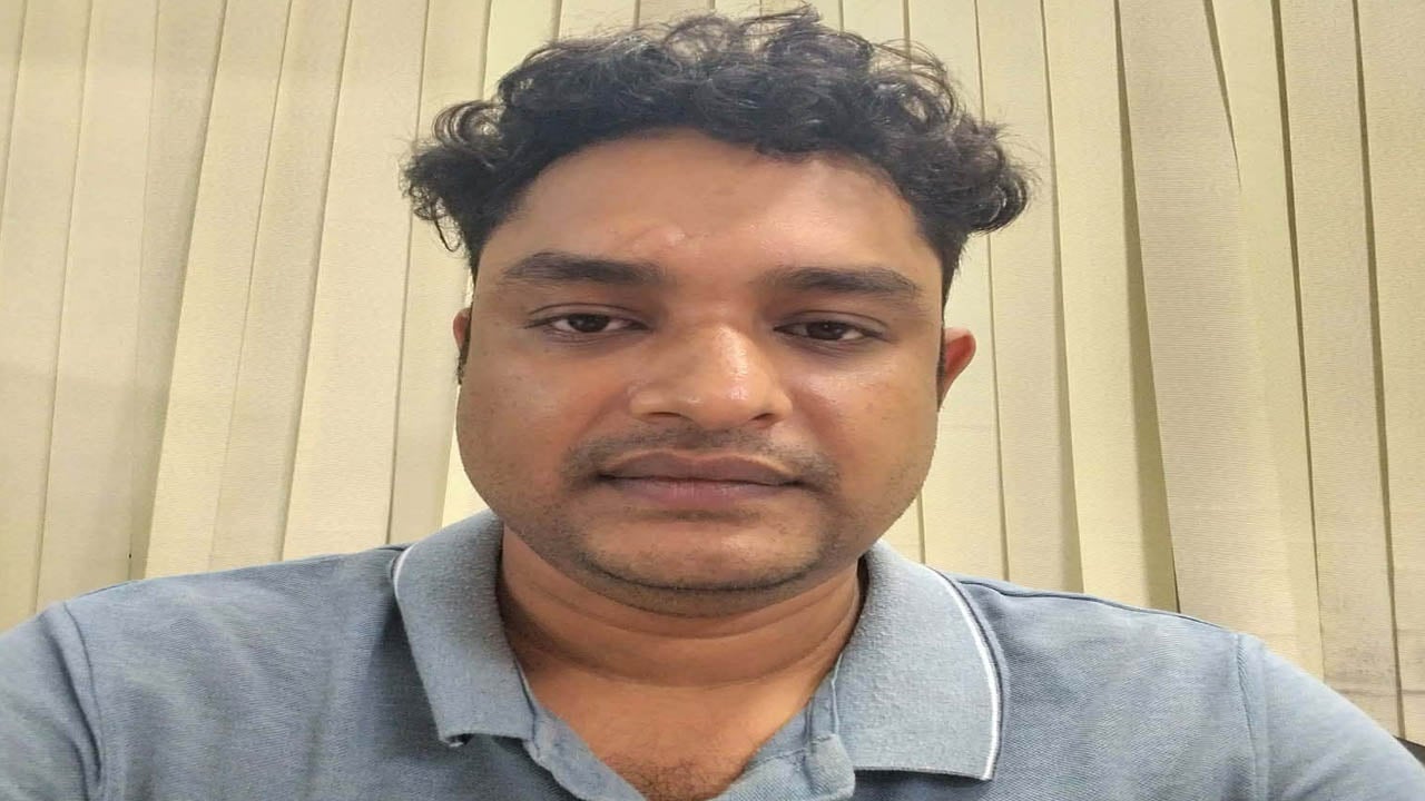 অর্থ আত্মসাতের অভিযোগে খুবির সহকারী রেজিস্ট্রার বরখাস্ত