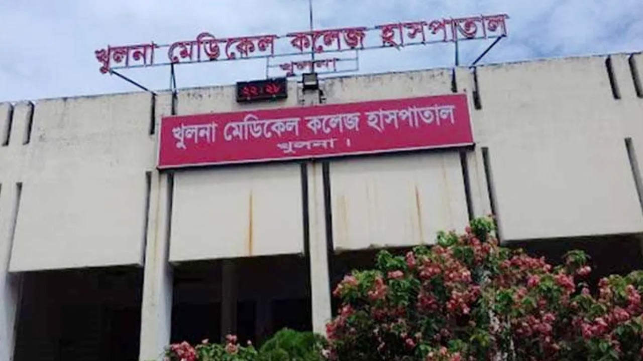 খুমেক হাসপাতালে নিয়োগ ভাইভায় মব সৃষ্টি, পুনরায় পরীক্ষার দাবি