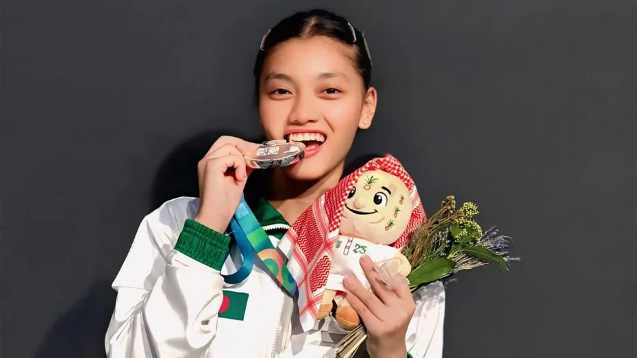 অলিম্পিকে চোখ খই খই মারমার