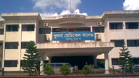 খুলনায় সাবেক জামাইয়ের গুলিতে বিএনপি নেতা আহত