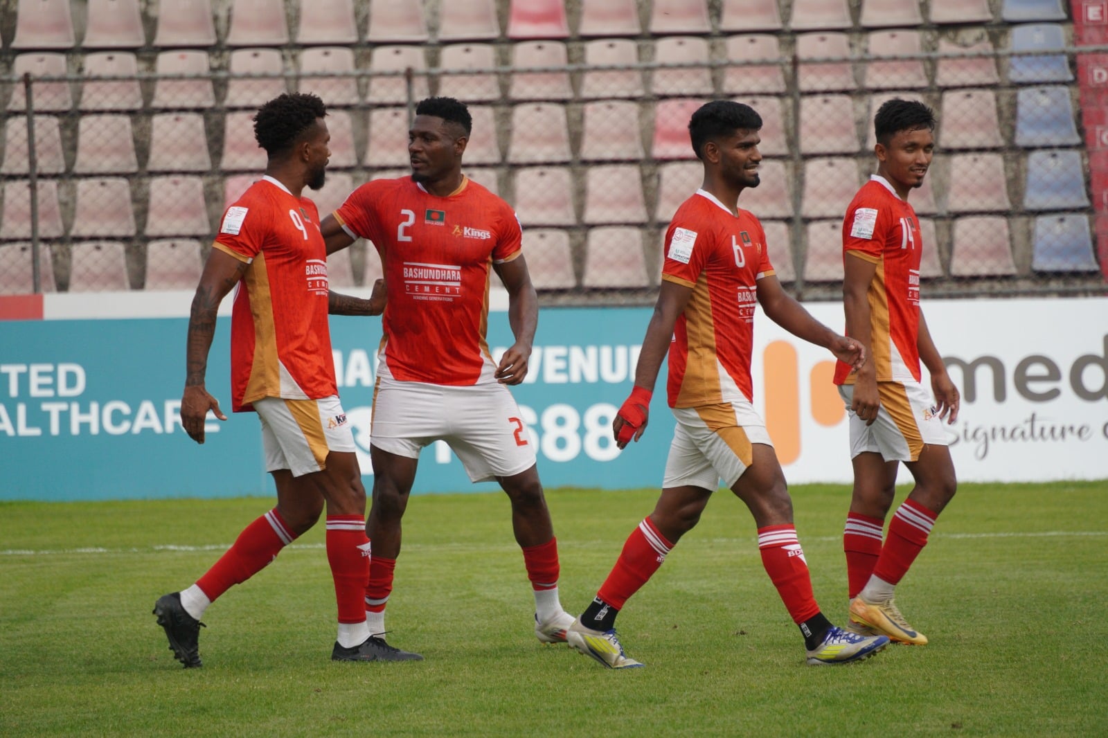 সপ্তম জয়ে শিরোপার দৌড়ে এগিয়ে কিংস