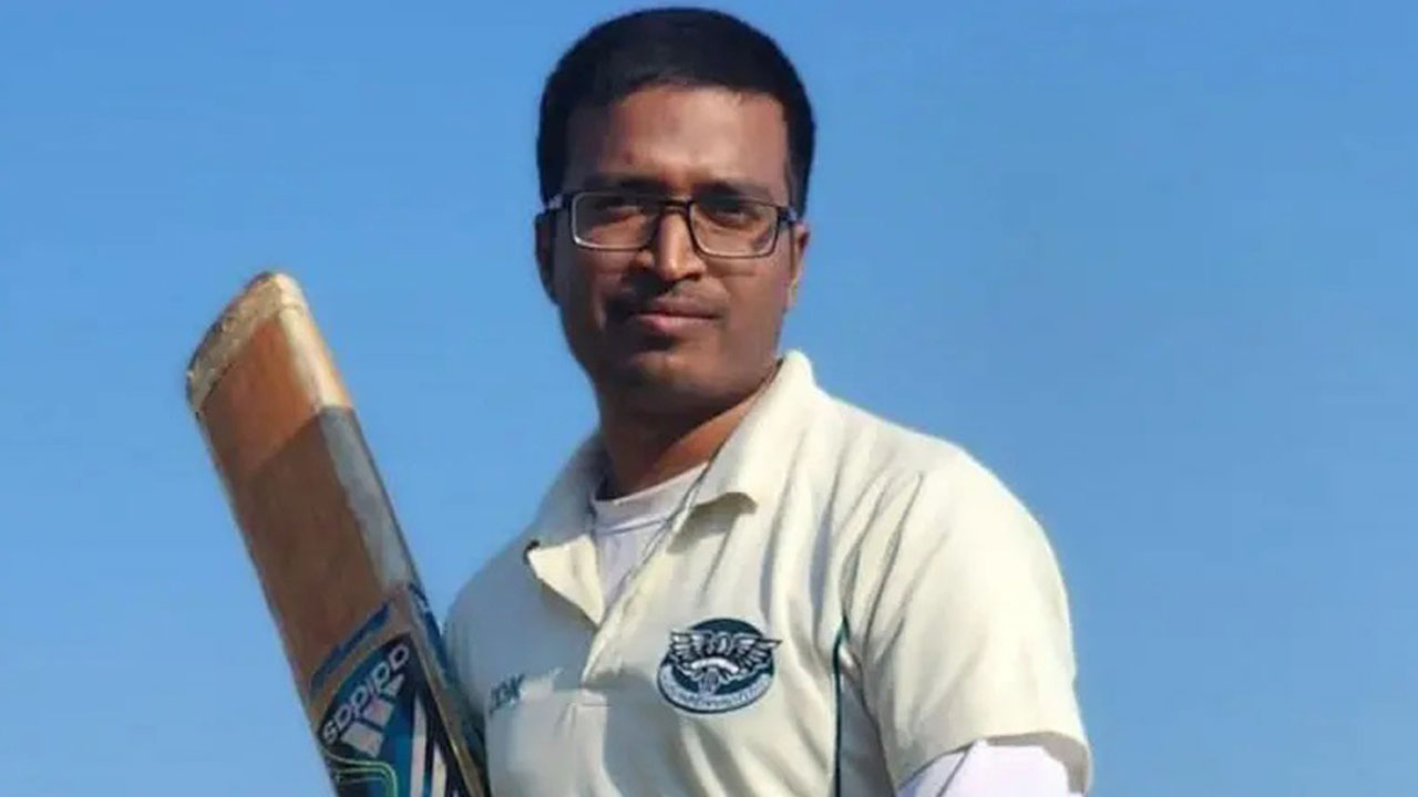 টানা দুই ওভারে হ্যাটট্রিক
