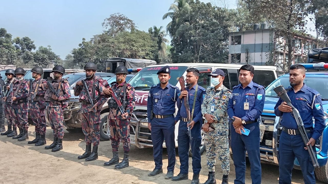 কিশোরগঞ্জে নির্বাচন ঘিরে যৌথ বাহিনীর মহড়া