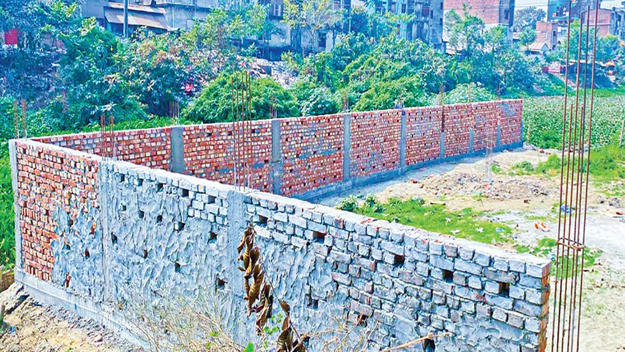 কিশোরগঞ্জে নরসুন্দা দখলের মহোৎসব, কর্তৃপক্ষ নীরব