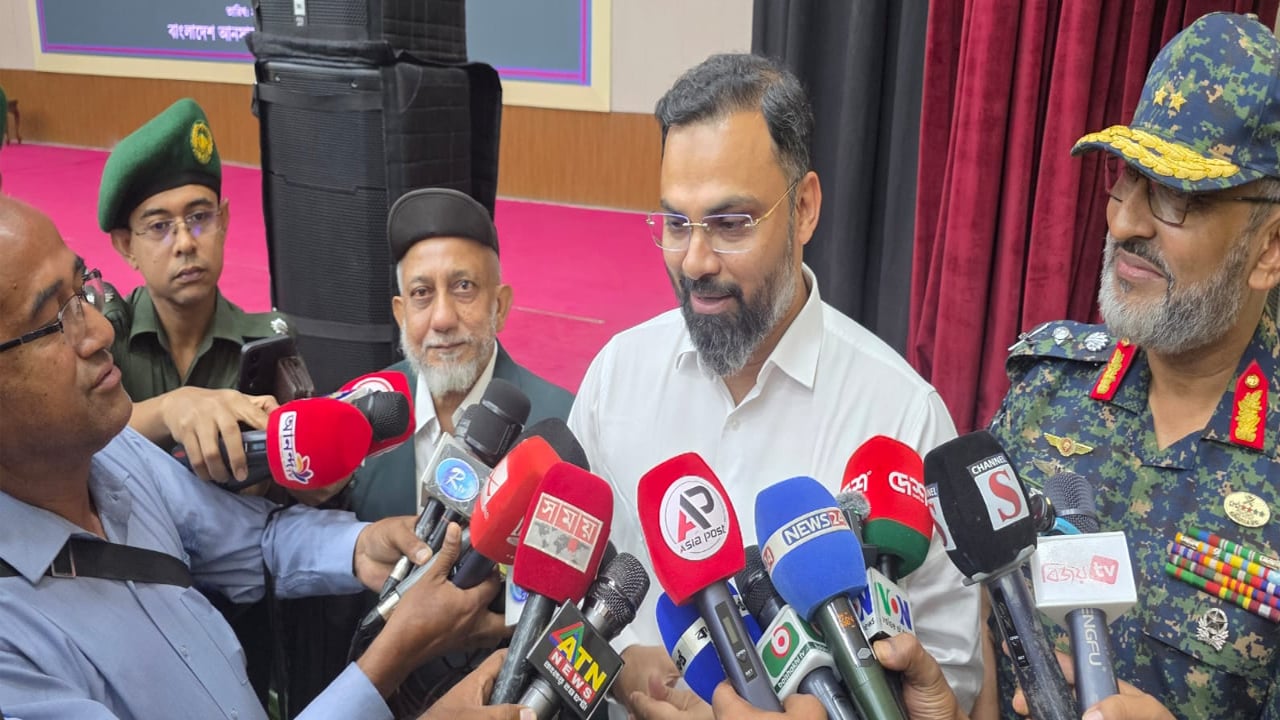 বিশ্বকাপ ফুটবলে বাংলাদেশ শক্ত অবস্থান তৈরি করবে: ক্রীড়া প্রতিমন্ত্রী
