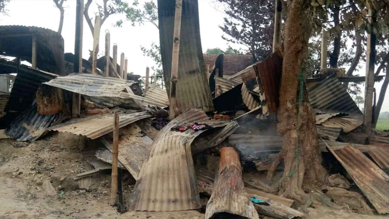 চৌদ্দগ্রামে দফায় দফায় সংঘর্ষ, অগ্নিসংযোগ ও লুটপাট