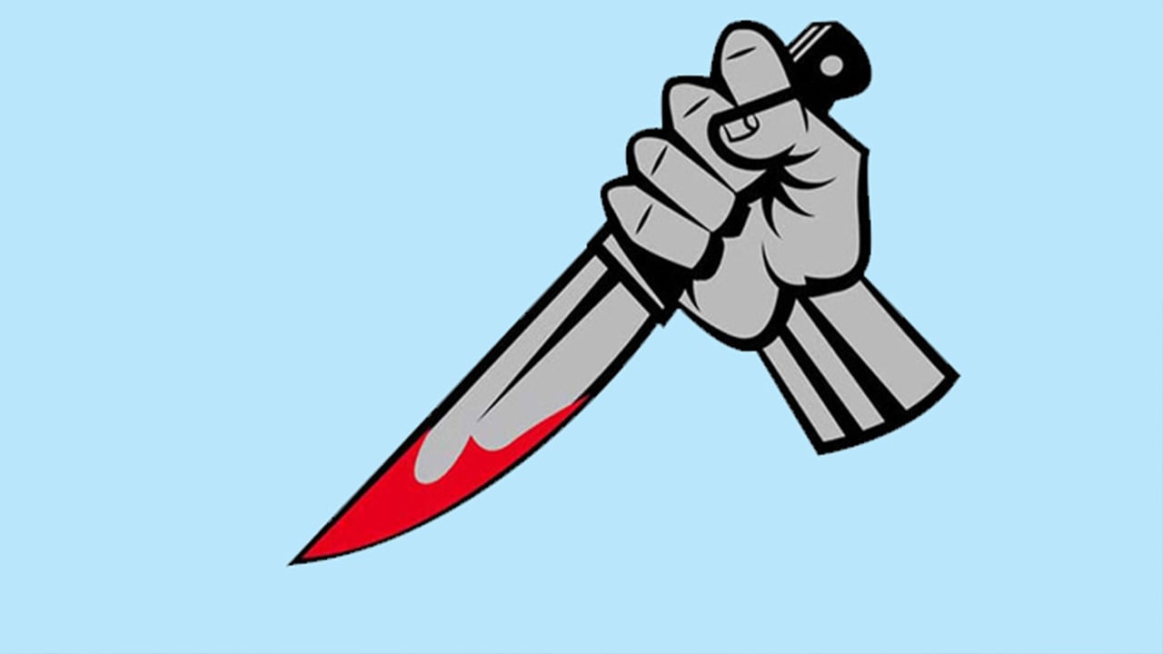 রাজধানীতে মায়ের সামনেই কলেজছাত্রী মেয়েকে কুপিয়ে হত্যা