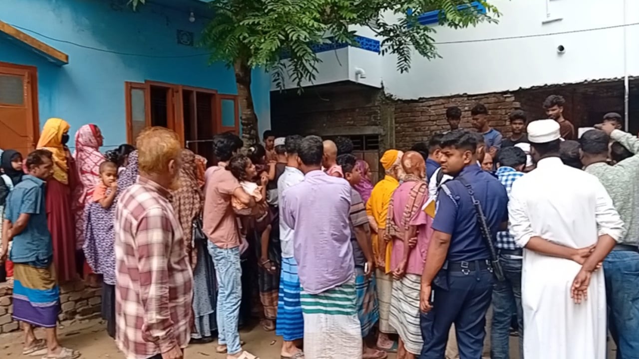 কাপাসিয়ায় আম কুড়াতে গিয়ে পুকুরে ডুবে শিক্ষার্থীর মৃত্যু