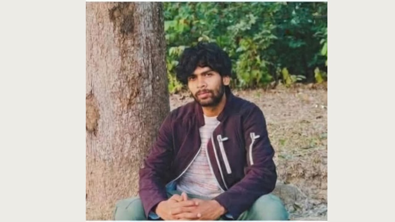 হাঁস ধরতে গিয়ে পুকুরে ডুবে শিক্ষার্থী নিহত