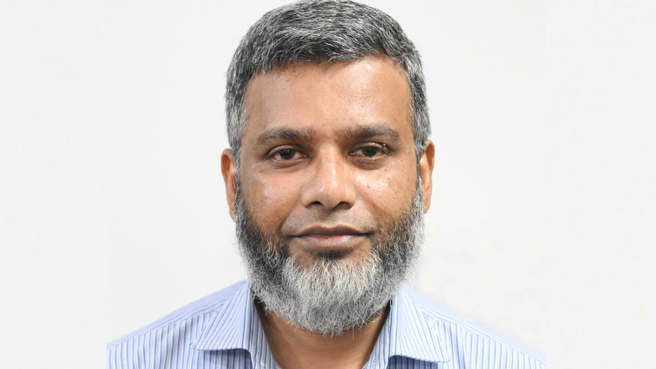 গাজীপুর কৃষি বিশ্ববিদ্যালয়ের নতুন প্রক্টর প্রফেসর সাইফুল আলম