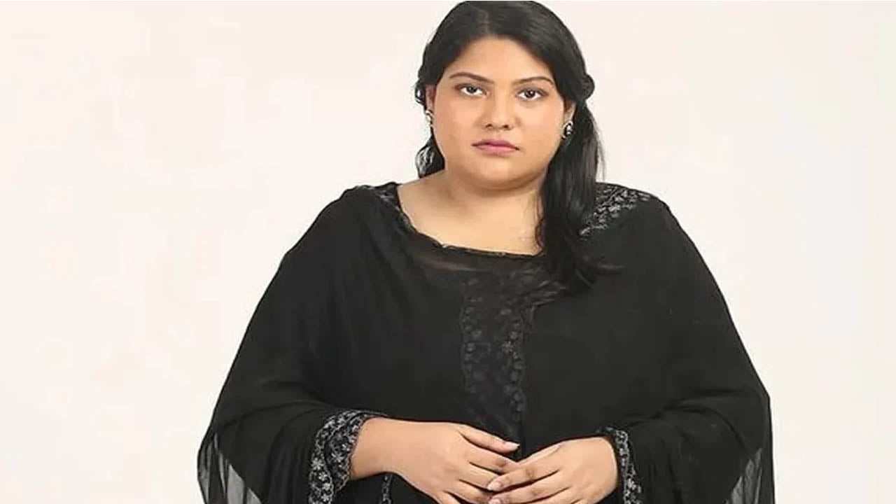জনপ্রিয় কনটেন্ট ক্রিয়েটর কারিনা কায়সার মারা গেছেন