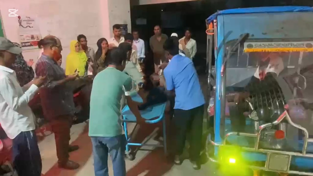 কিশোরগঞ্জে গেট ভেঙে ১ জন নিহত, আহত ৪