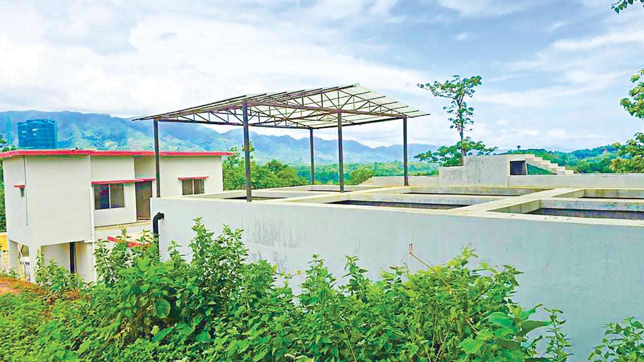কোটি টাকার প্রকল্প এখন গলার কাঁটা