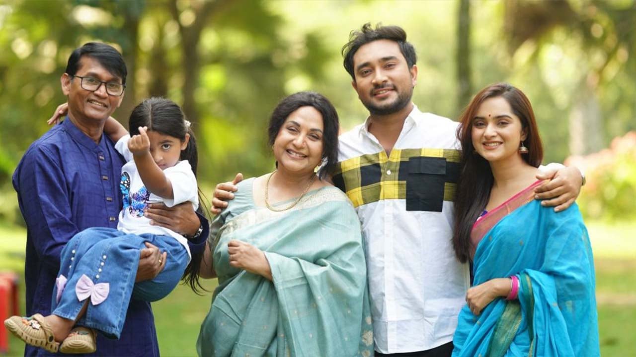 মধ্যবিত্ত পরিবারের গল্প নিয়ে ‘কোটিপতি’