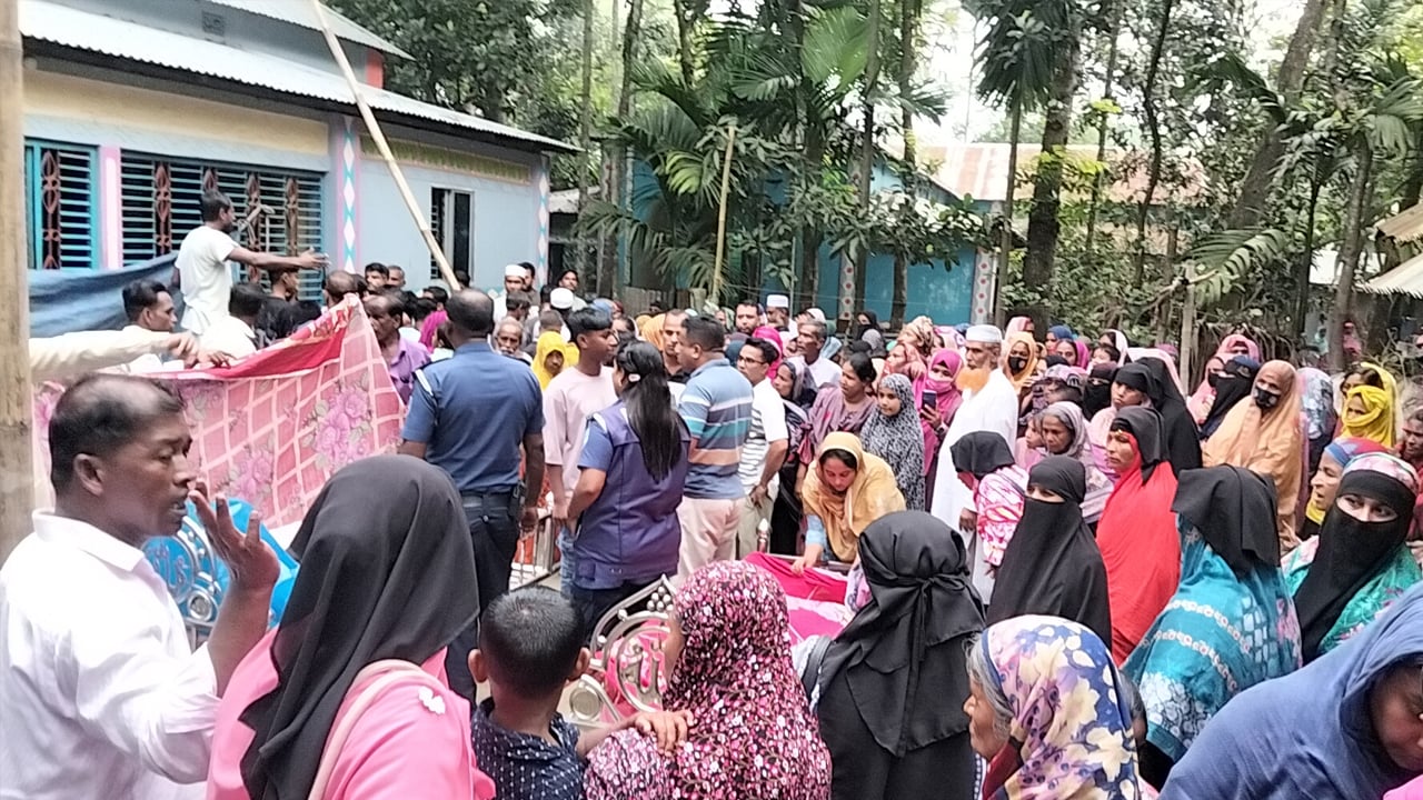 কটিয়াদীতে বিদ্যুৎস্পৃষ্ট হয়ে বউ-শাশুড়ির নিহত