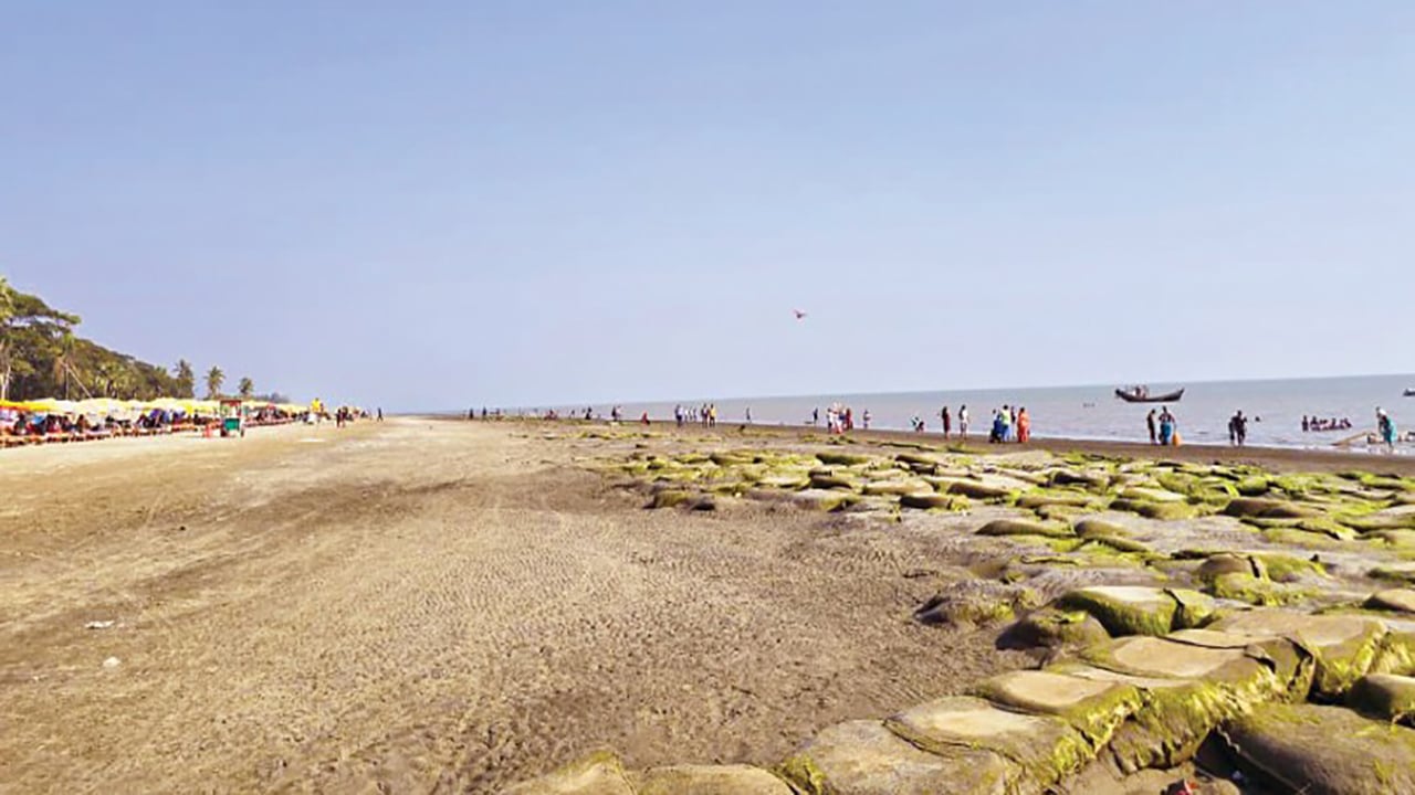 পর্যটন ব্যবসায় ধস নামার আশঙ্কা