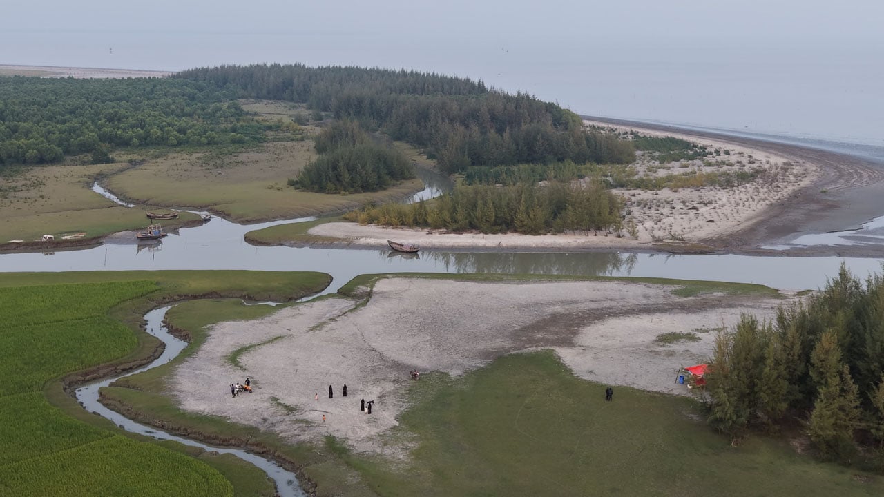 ঈদের ছুটিতে ঘুরে আসুন কুয়াকাটার ‘মিনি সুইজারল্যান্ডে’