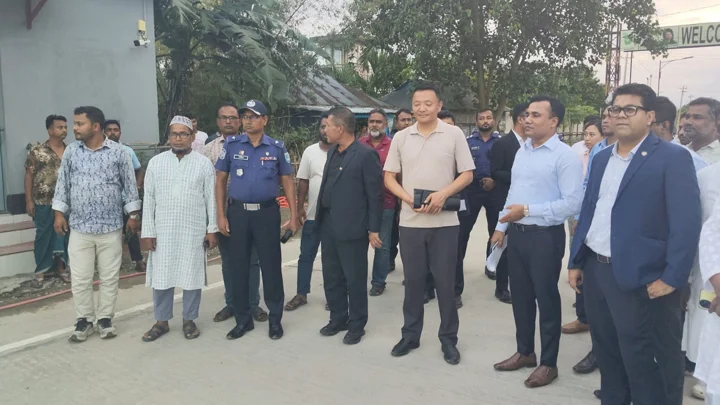 সোনাহাট স্থলবন্দর পরিদর্শনে ভুটানের বাণিজ্যিক প্রতিনিধিদল