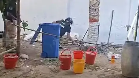 কুষ্টিয়ায় লালন আখড়াবাড়ি থেকে বোমা ও পেট্রোল উদ্ধার 