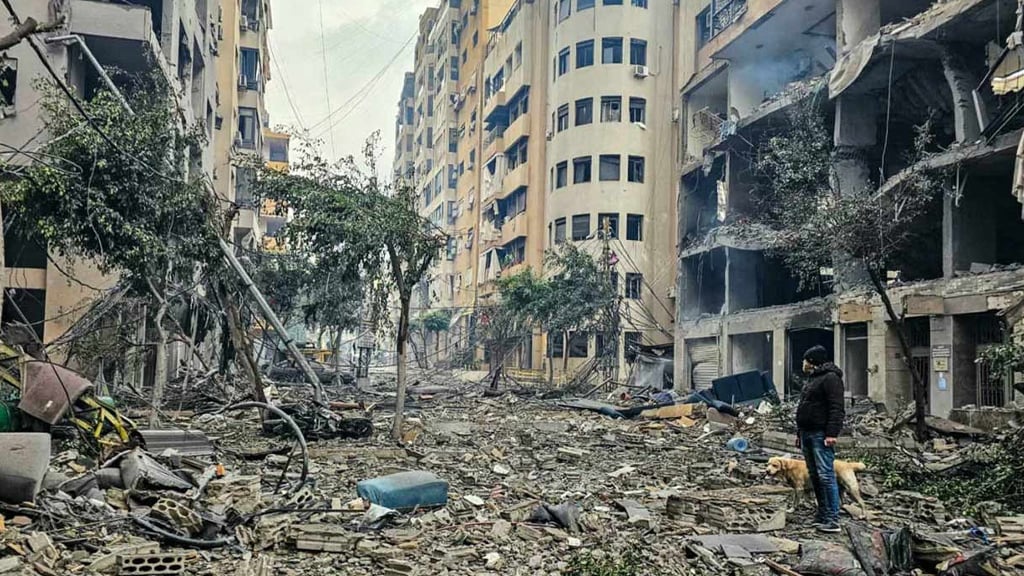 দক্ষিণ লেবাননে ইসরাইলি বিমান হামলা, নিহত ৩১