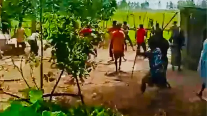পুকুরে মাছ ধরা নিয়ে দুই পক্ষের সংঘর্ষে আহত অর্ধশতাধিক