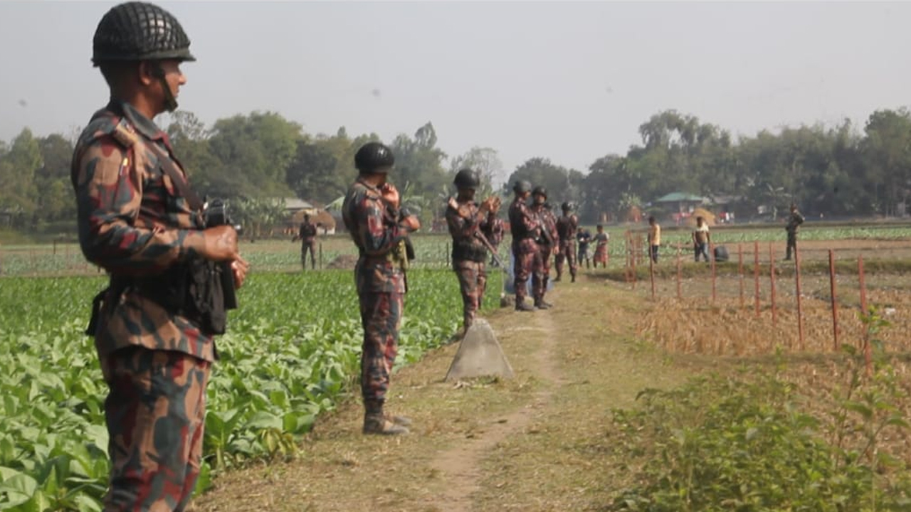থমথমে দহগ্রাম সীমান্ত: অতিরিক্ত বিজিবি মোতায়েন, আতঙ্কে গ্রামবাসী