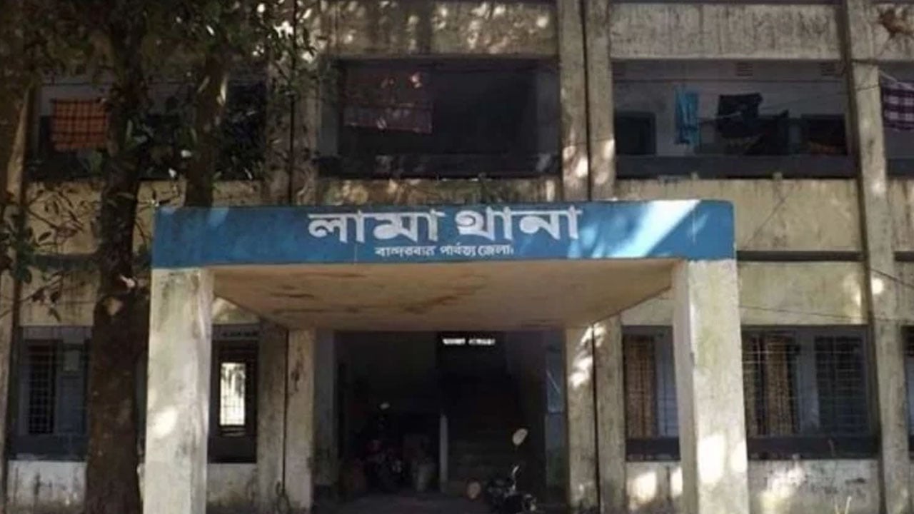 লামায় মোটরসাইকেল দুর্ঘটনায় যুবক নিহত, আহত ২