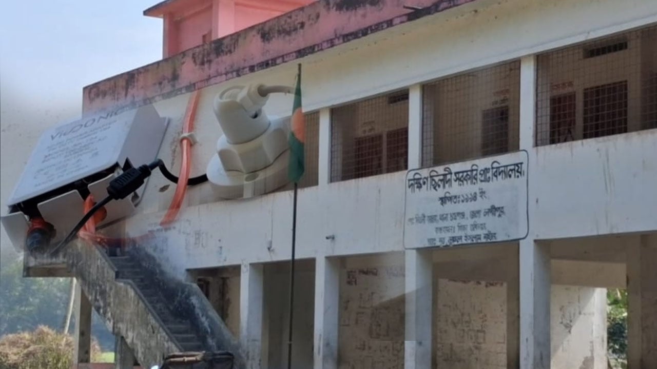 লক্ষ্মীপুরে ভোটকেন্দ্রের সিসি ক্যামেরা চুরি